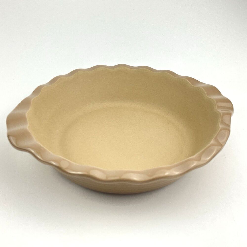 Pampered Chef New Traditions Stoneware Pie Plate Pan 9 Round Fluted Deep Dish